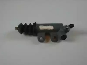 Главный цилиндр сцепления AISIN CRT-008